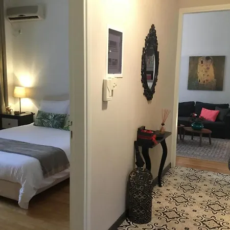 Apartment Plaka Paul's House